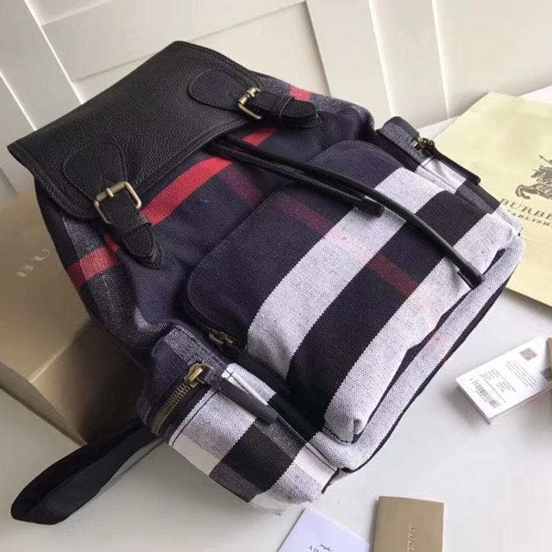 Burberry Handbags 40778851 linen black plaid